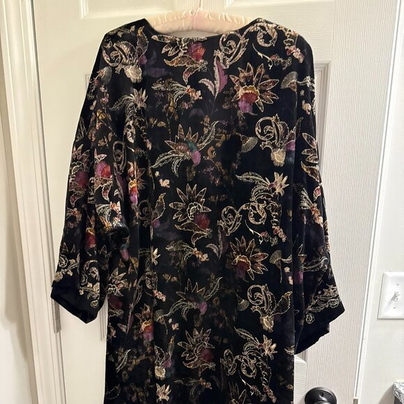 NWT Chico's Cardigan - Picture 2 of 4